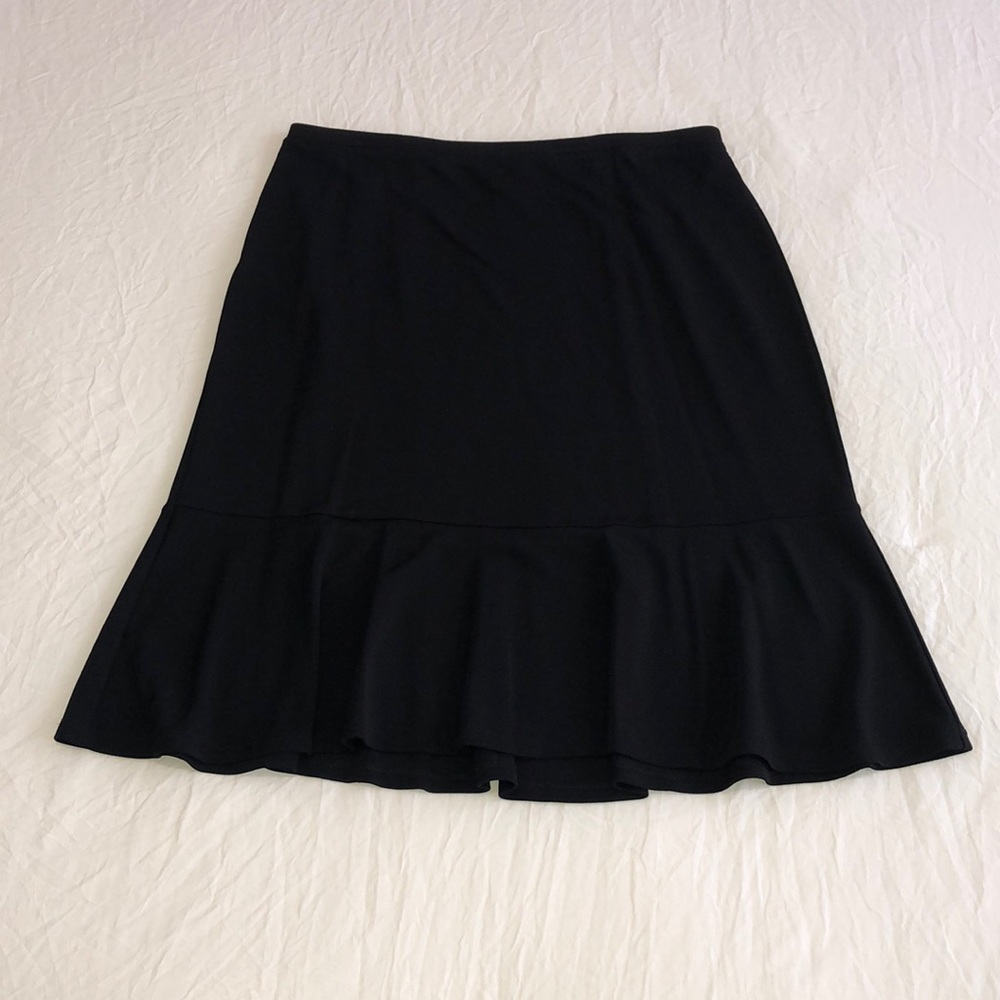 Ann Taylor Loft knee length skirt EUC size Small